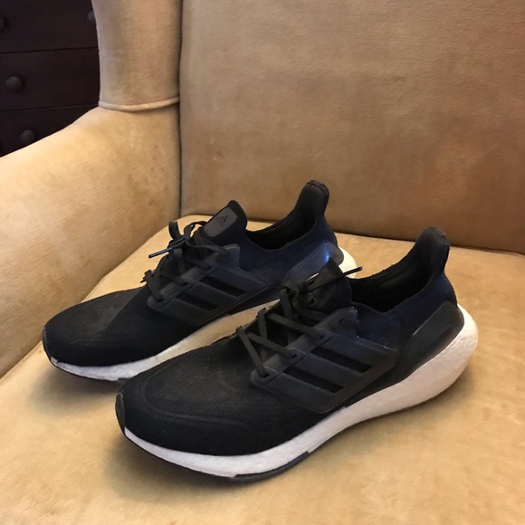 Adidas Mens UltraBoost , black, size 12 - Picture 5 of 5